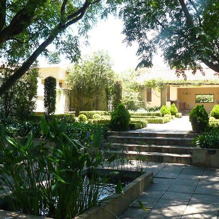 Moon&Sixpence Garden Guest House Muldersdrift Extérieur photo