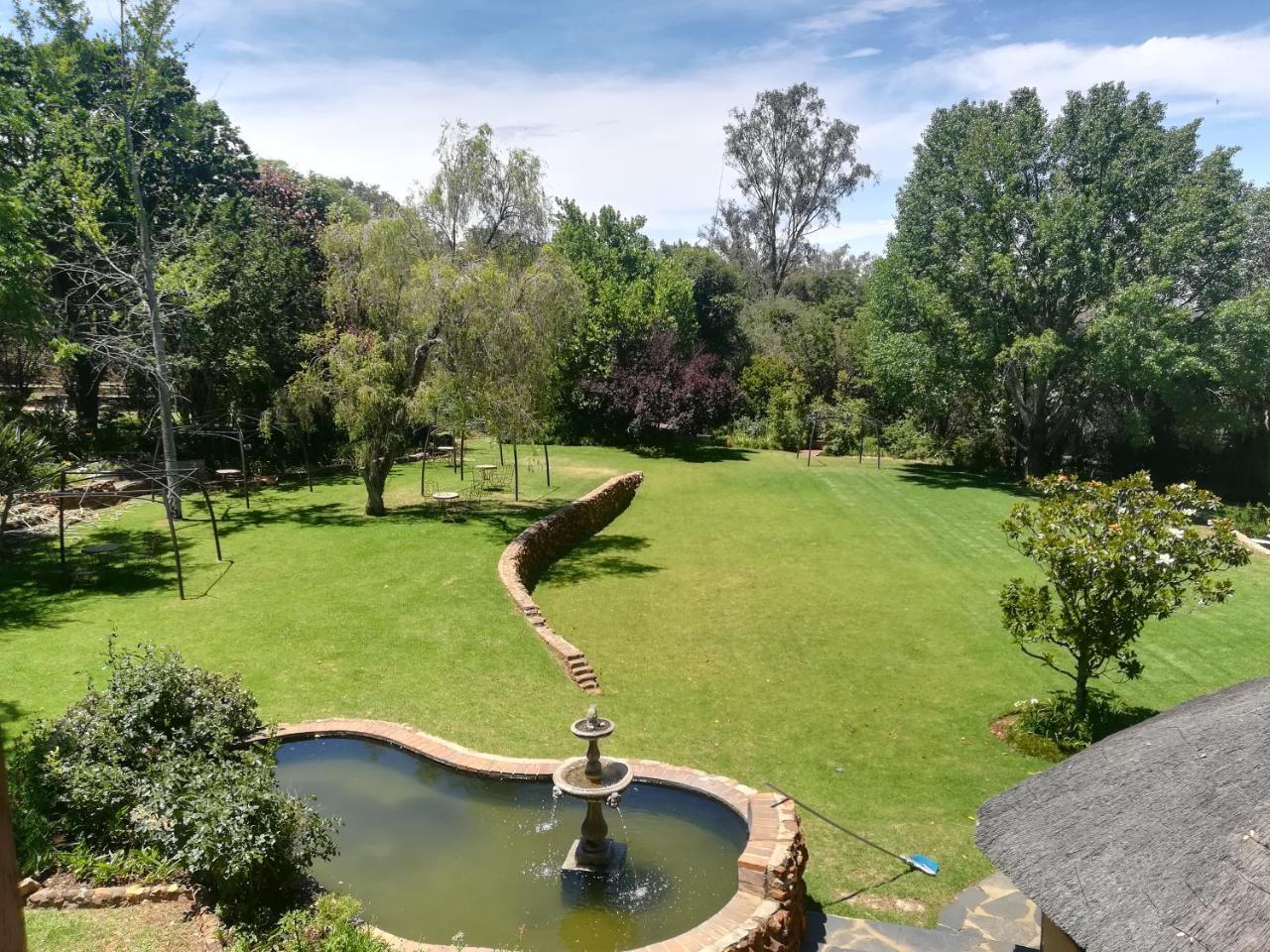 Moon&Sixpence Garden Guest House Muldersdrift Extérieur photo