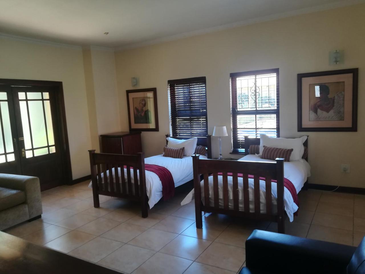 Moon&Sixpence Garden Guest House Muldersdrift Chambre photo